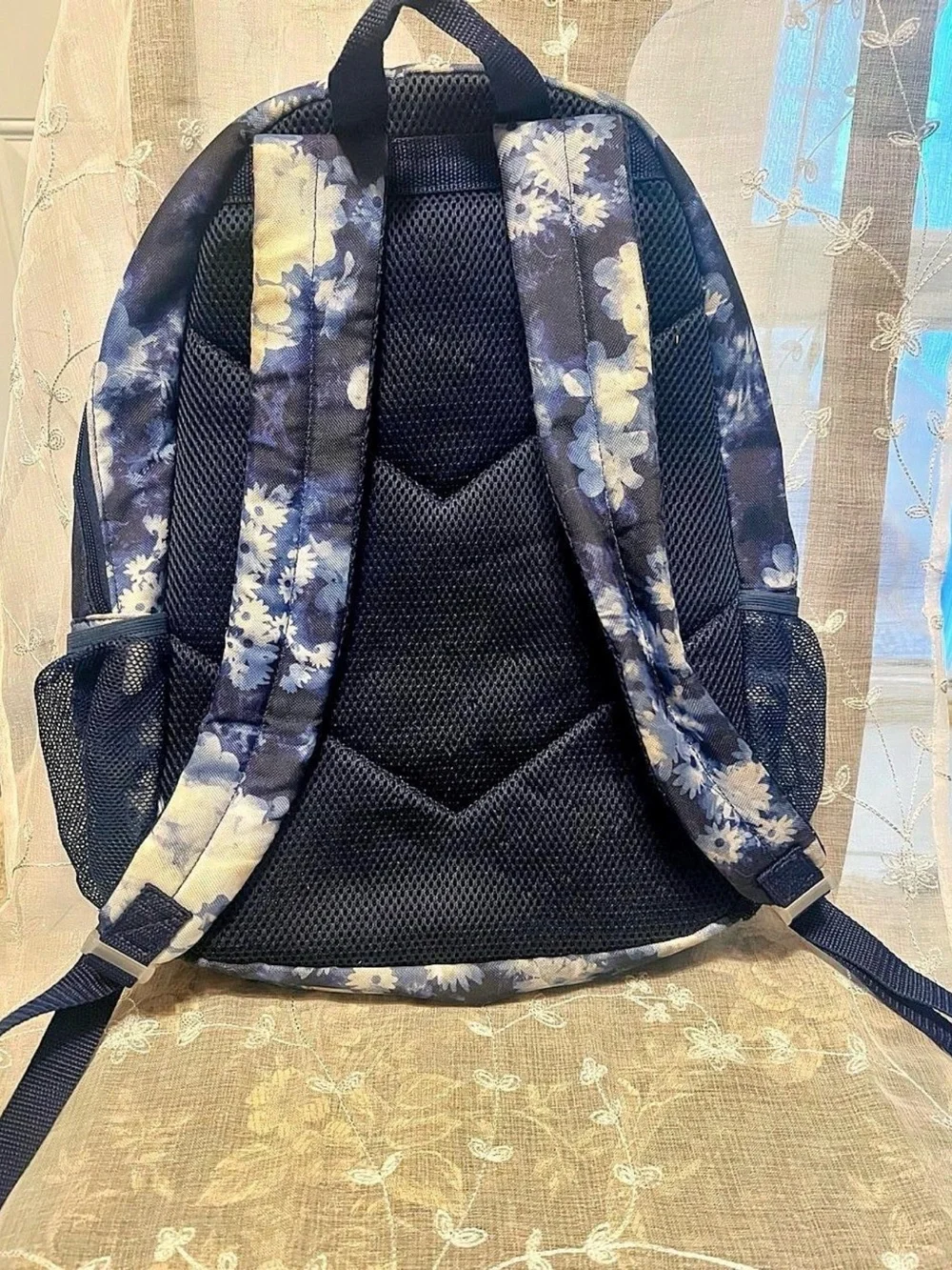 Blue Floral Canvas Backpack –